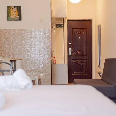 Cozy Studio Apartment In The Heart Of Batum Exteriör bild